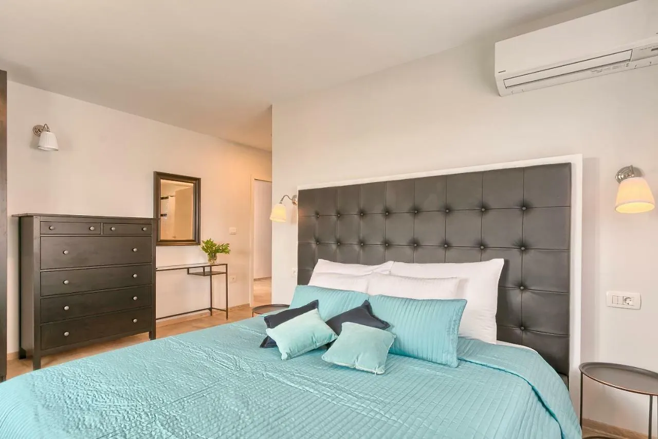 Villa Lara Tar-Vabriga 0*,  Croazia