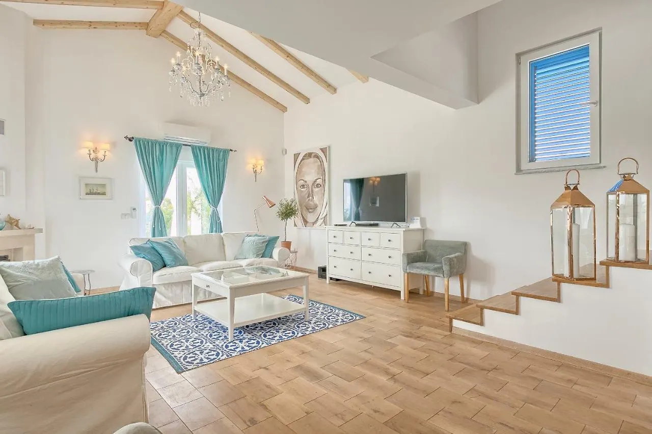 Villa Lara Tar-Vabriga